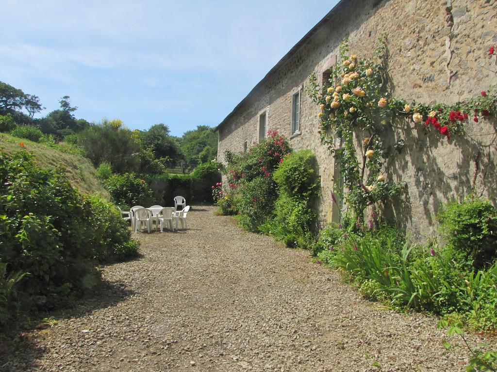Gite De La Ferme De La Cour Crasville  Kamer foto
