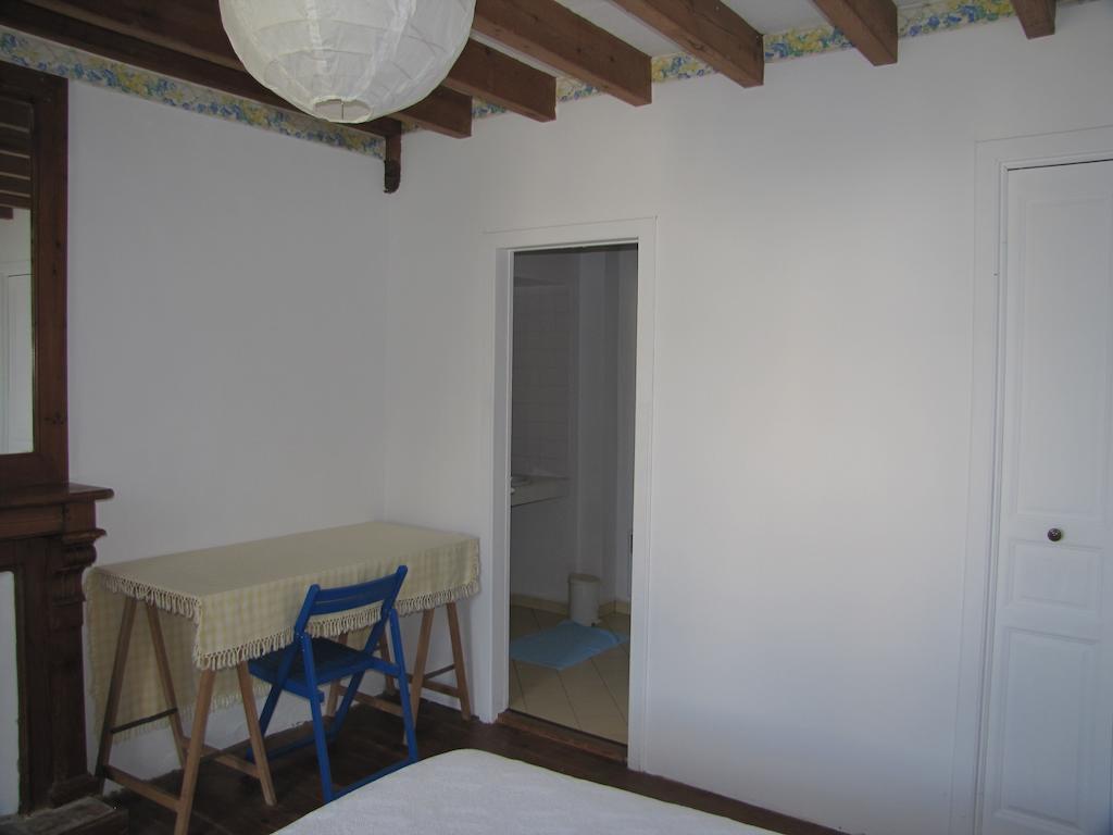 Gite De La Ferme De La Cour Crasville  Kamer foto