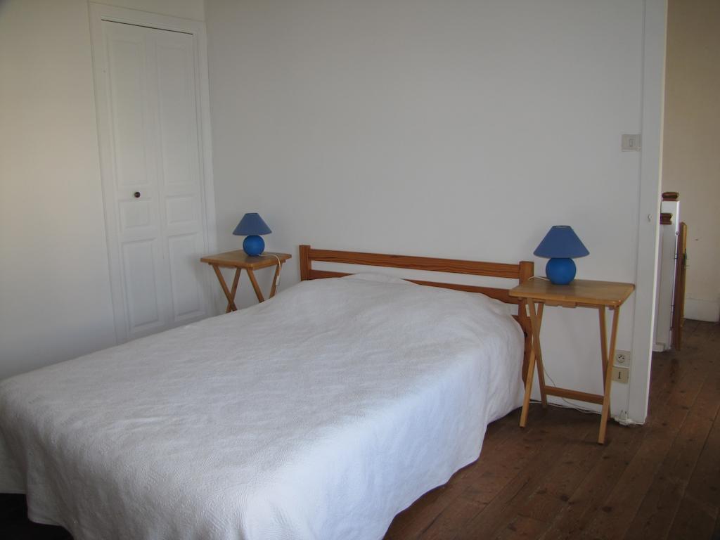 Gite De La Ferme De La Cour Crasville  Kamer foto